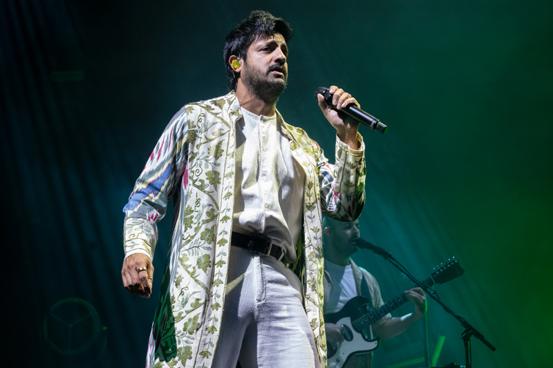 Young The Giant at Bell Center in Montreal, August 26, 2024. | Photo: Kieron Yates