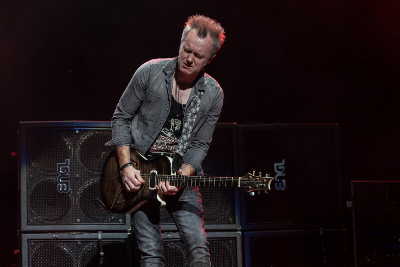 Simon McBride of Deep Purple plays the Bell Center in Montreal on August 27, 2024. | Photo: Kieron Yates.