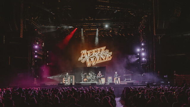 April Wine at Canadian Tire Centre in Ottawa.
Photo by Laura Collins.