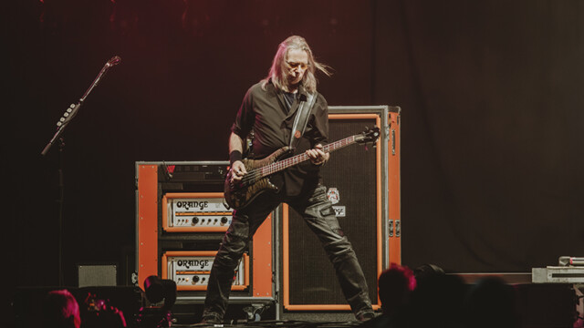 April Wine at Canadian Tire Centre in Ottawa.
Photo by Laura Collins.